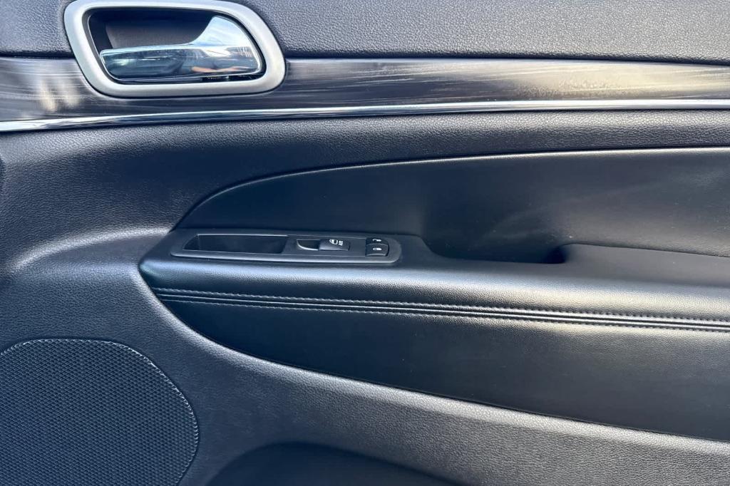 used 2020 Jeep Grand Cherokee car, priced at $16,997