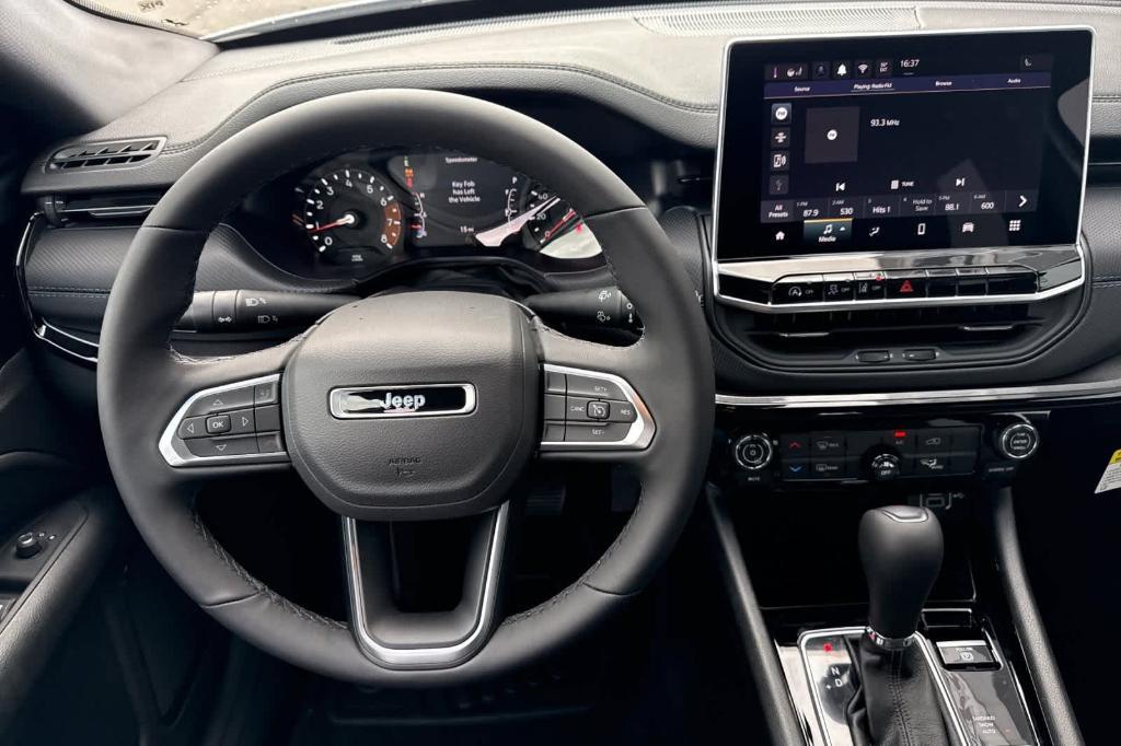 new 2026 Jeep Compass car, priced at $31,997