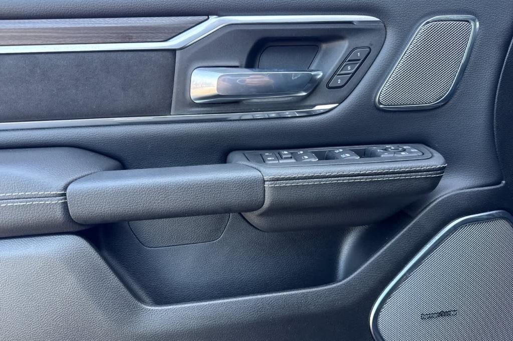 new 2025 Ram 1500 car, priced at $61,977