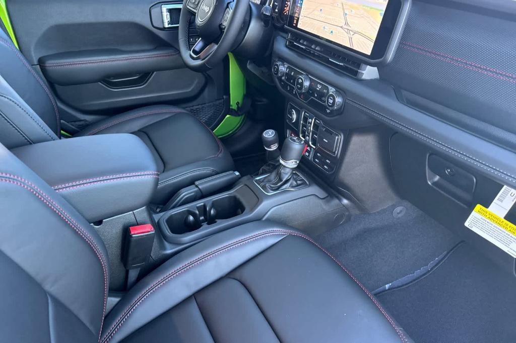 new 2025 Jeep Wrangler car, priced at $60,420