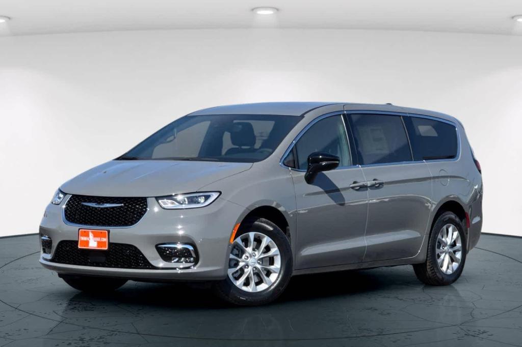 new 2025 Chrysler Pacifica car, priced at $47,920