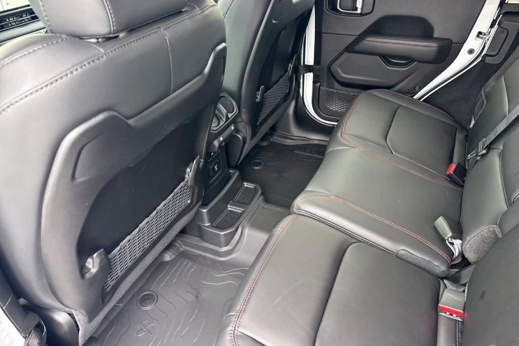 new 2025 Jeep Wrangler car, priced at $61,490