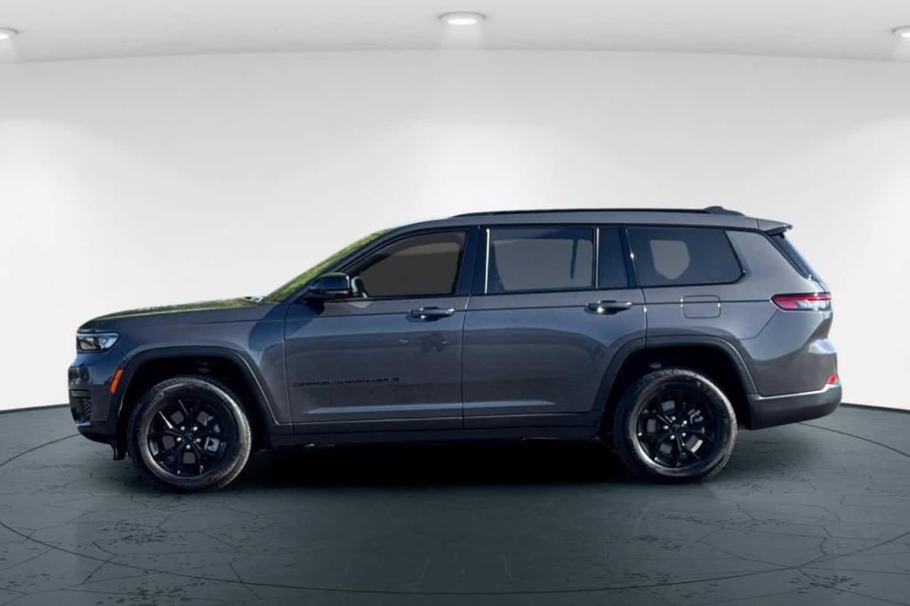 used 2024 Jeep Grand Cherokee L car, priced at $40,490