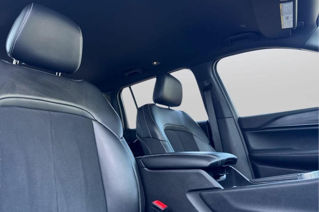 used 2024 Jeep Grand Cherokee L car, priced at $40,490