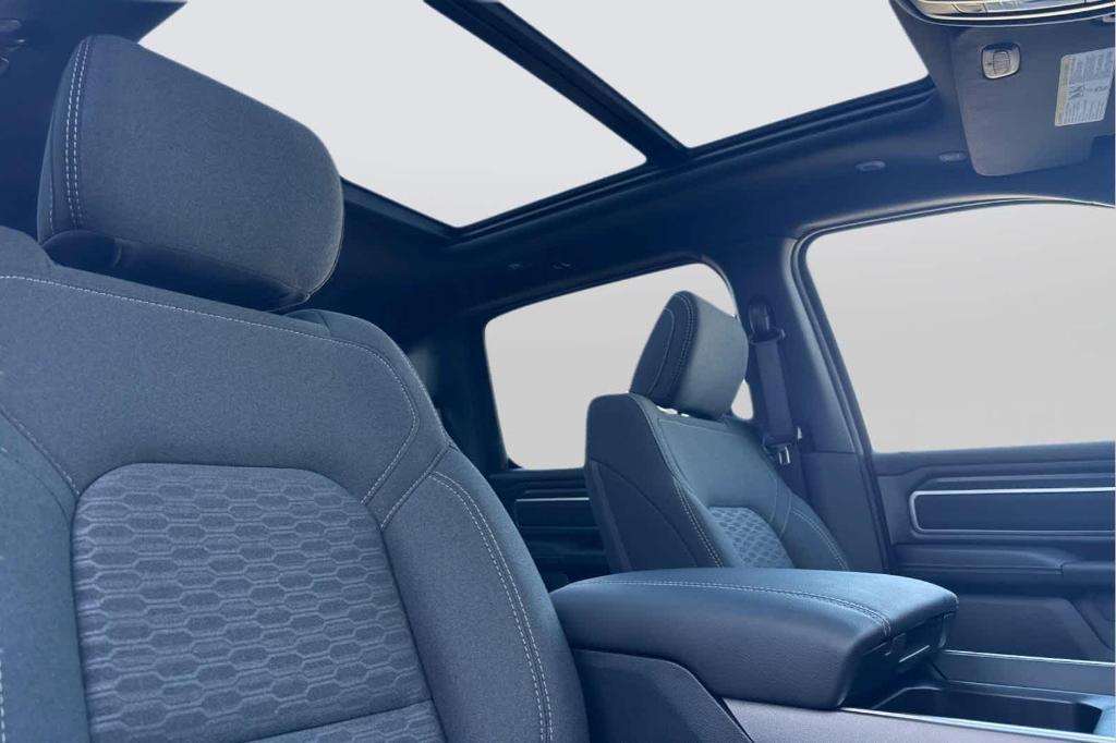new 2025 Ram 1500 car, priced at $59,725