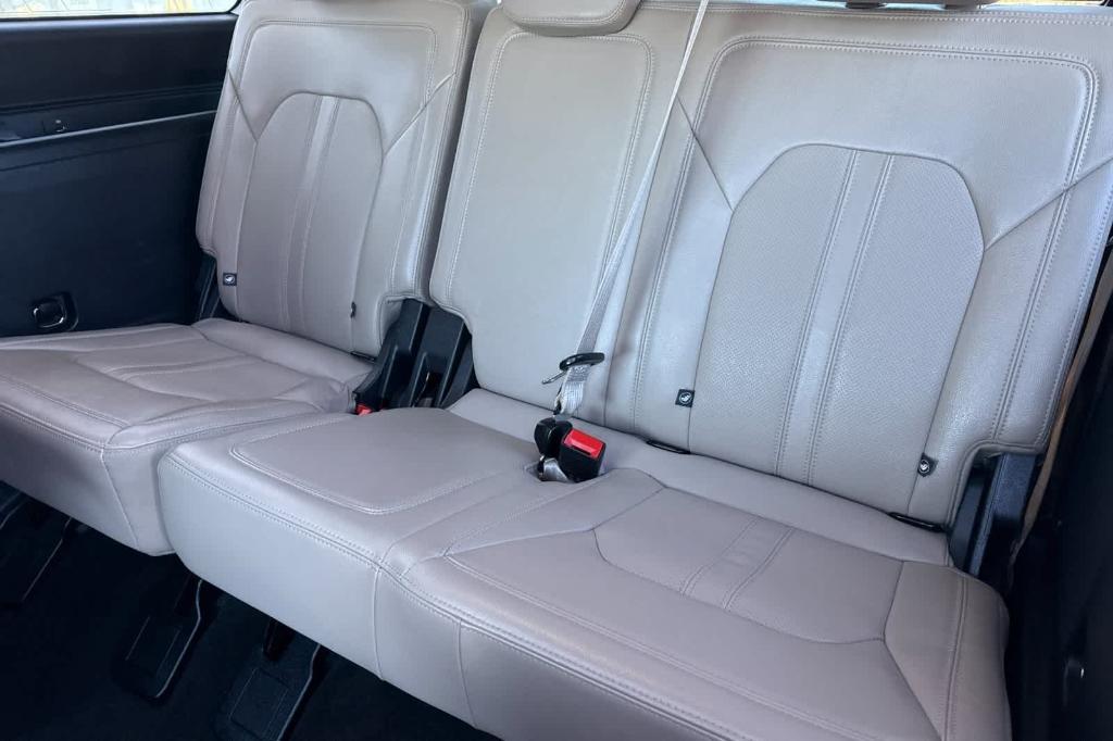 used 2023 Ford Expedition car, priced at $43,997