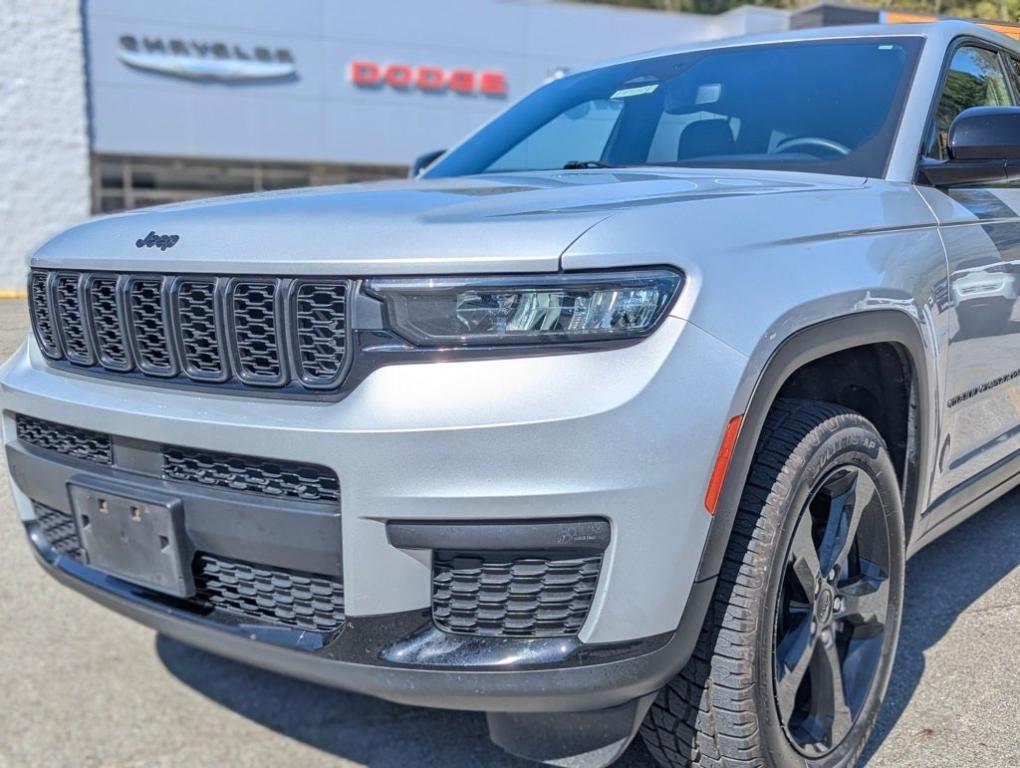 used 2023 Jeep Grand Cherokee L car, priced at $29,995