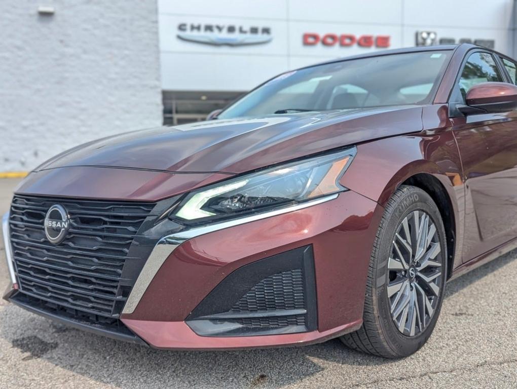 used 2023 Nissan Altima car, priced at $21,960