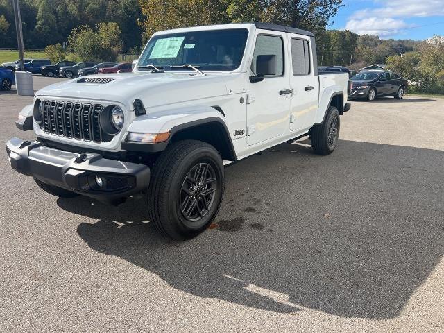 new 2025 Jeep Gladiator car, priced at $41,815