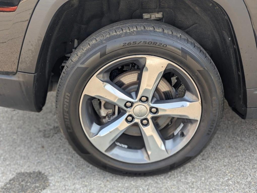used 2021 Jeep Grand Cherokee L car, priced at $32,988