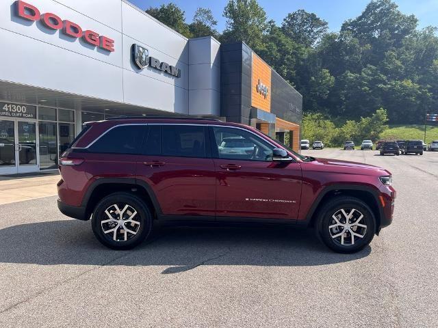 new 2025 Jeep Grand Cherokee car, priced at $41,943