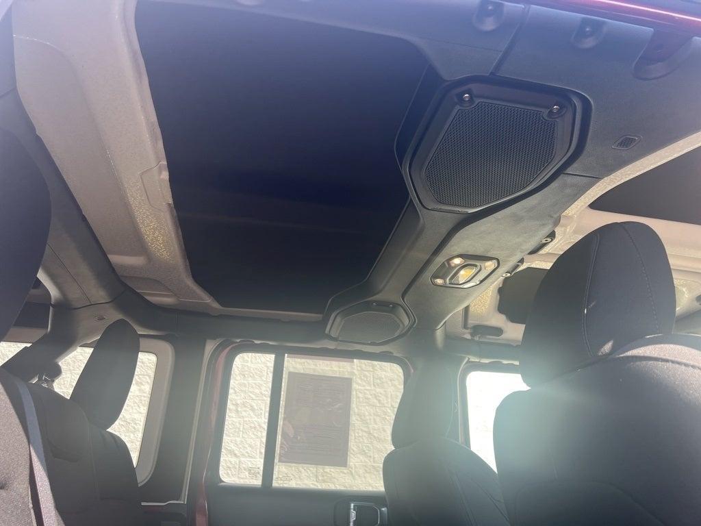 used 2021 Jeep Wrangler Unlimited car, priced at $35,250