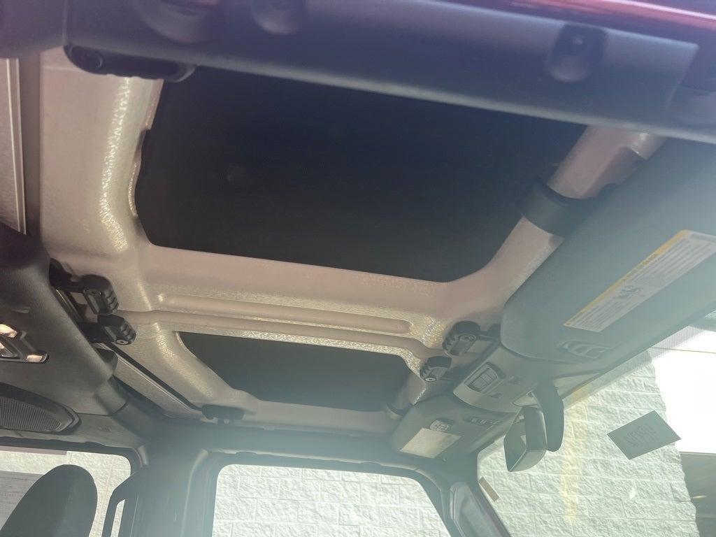 used 2021 Jeep Wrangler Unlimited car, priced at $35,250