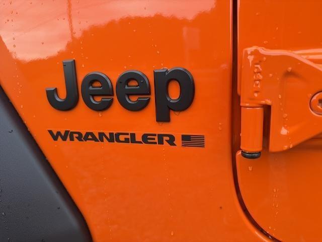 new 2025 Jeep Wrangler car, priced at $52,252