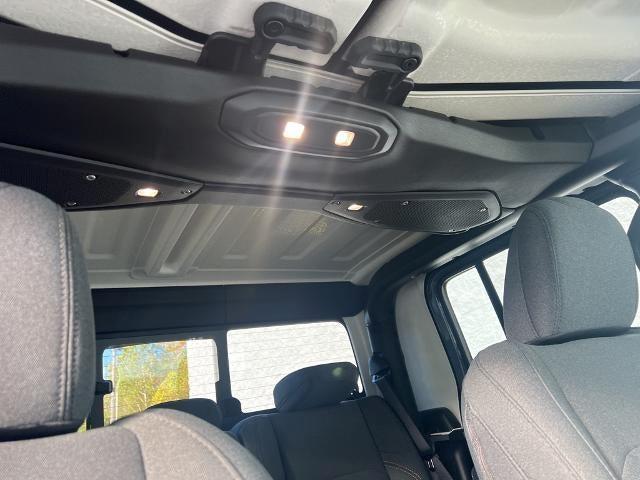 new 2025 Jeep Gladiator car, priced at $42,997