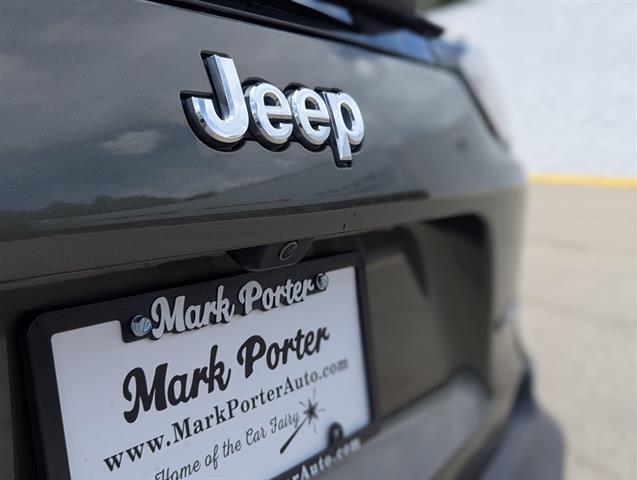 used 2019 Jeep Cherokee car, priced at $19,775