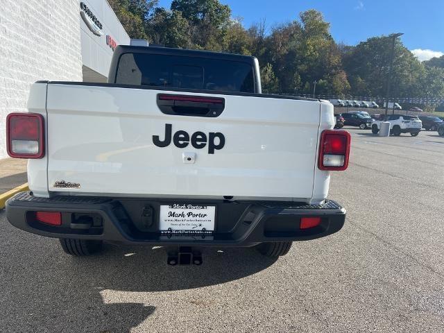 new 2025 Jeep Gladiator car, priced at $44,219