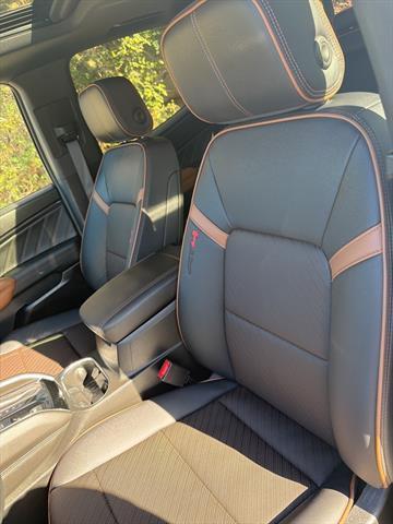 used 2024 GMC Canyon car, priced at $43,979