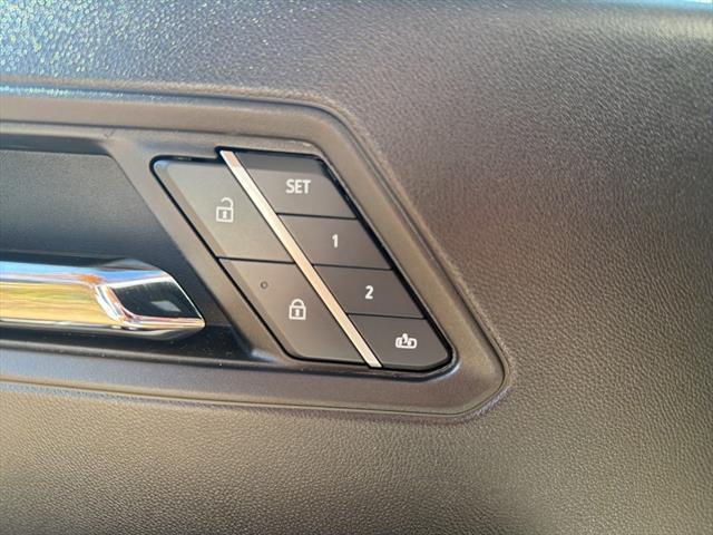 used 2024 GMC Canyon car, priced at $43,979