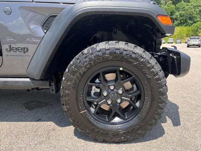 new 2025 Jeep Wrangler car, priced at $43,422