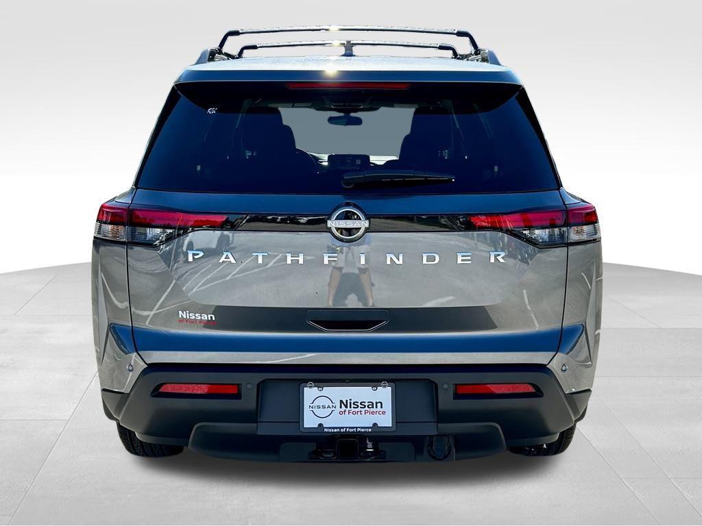 new 2025 Nissan Pathfinder car, priced at $35,818