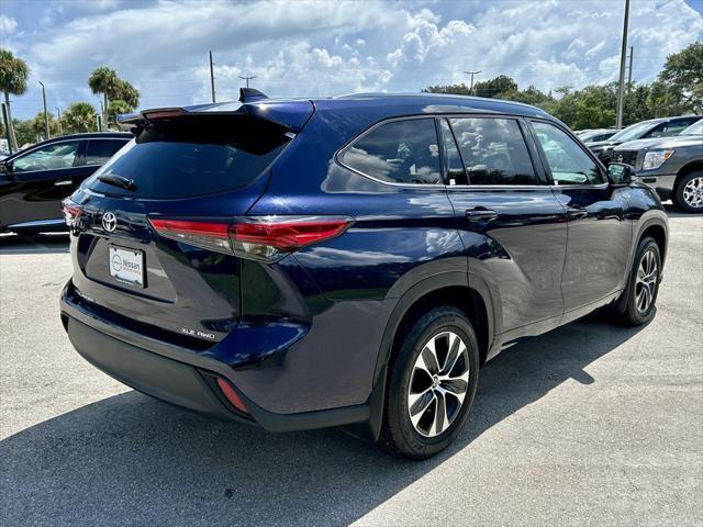 used 2021 Toyota Highlander car, priced at $30,883