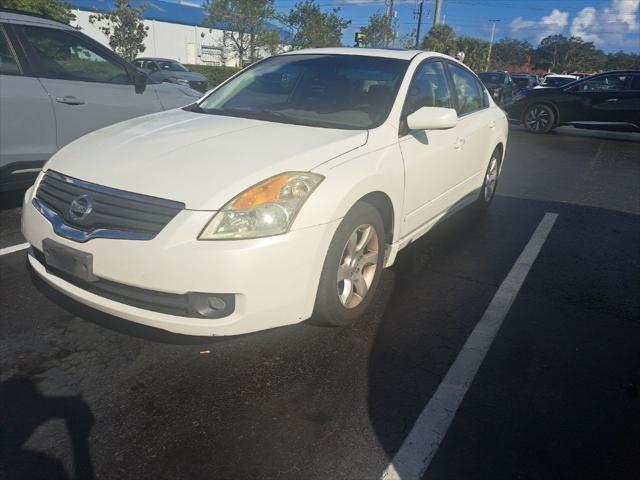 used 2007 Nissan Altima car, priced at $1,985