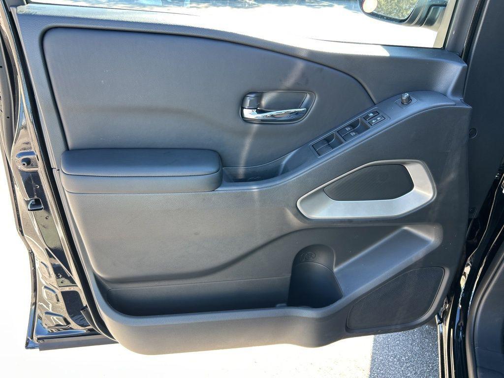 new 2026 Nissan Frontier car, priced at $38,170