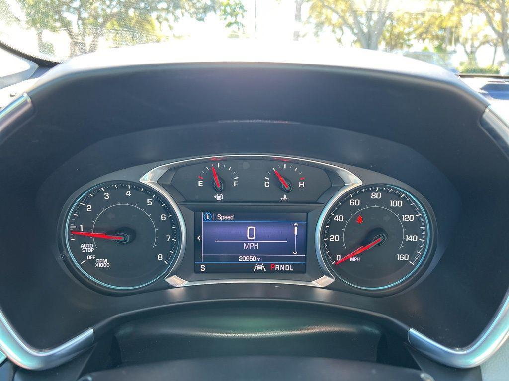 used 2022 Chevrolet Equinox car, priced at $18,417