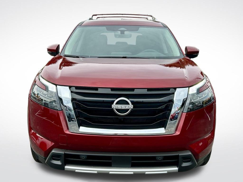 new 2025 Nissan Pathfinder car, priced at $41,813