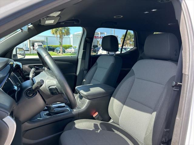 used 2023 Chevrolet Traverse car, priced at $29,732