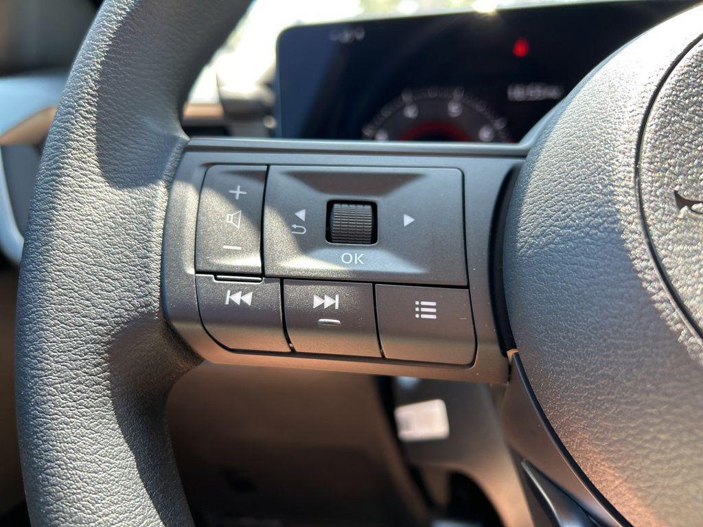 new 2025 Nissan Kicks car, priced at $23,279