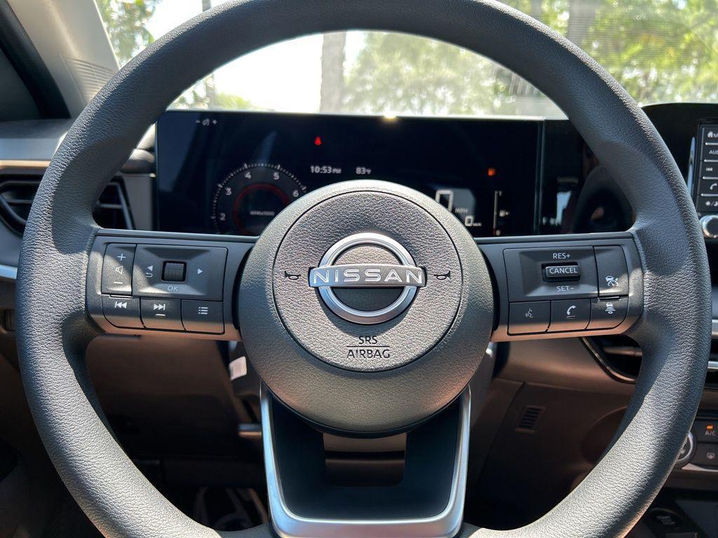 new 2025 Nissan Kicks car, priced at $23,279