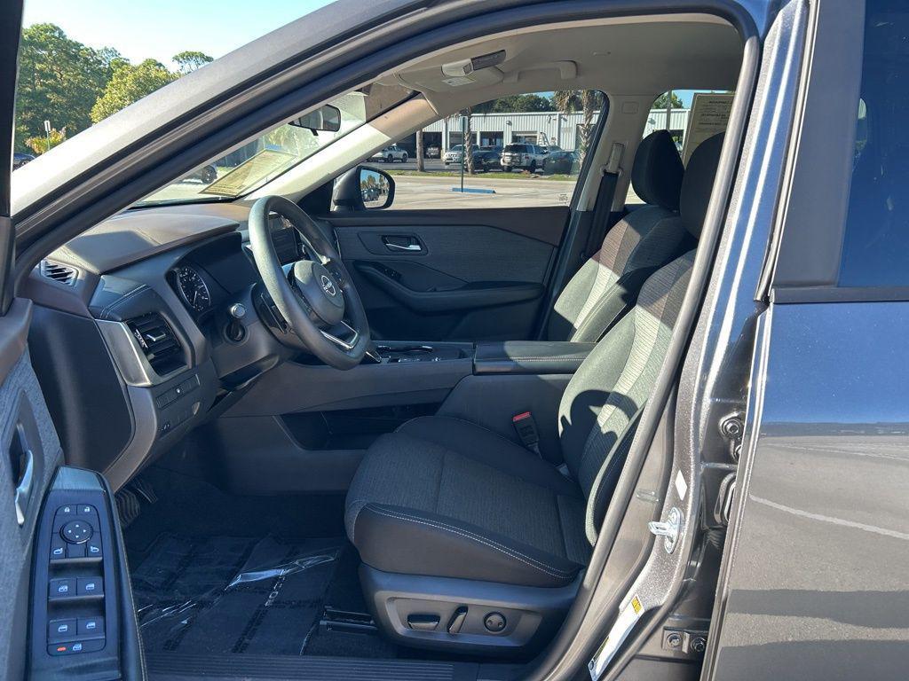 used 2023 Nissan Rogue car, priced at $19,887