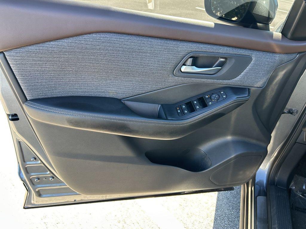 used 2023 Nissan Rogue car, priced at $19,887