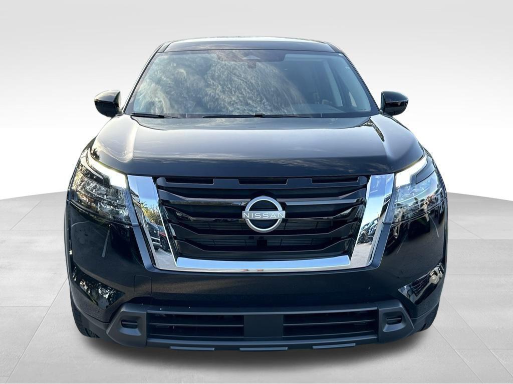 new 2025 Nissan Pathfinder car, priced at $35,779