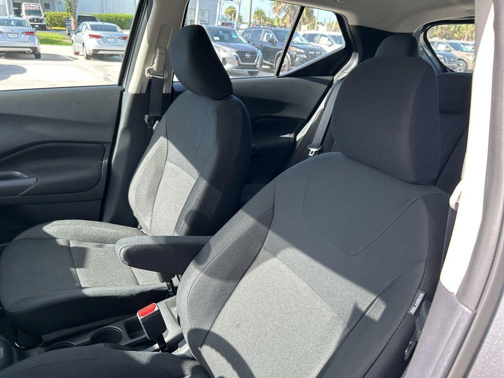 new 2025 Nissan Kicks car, priced at $21,663