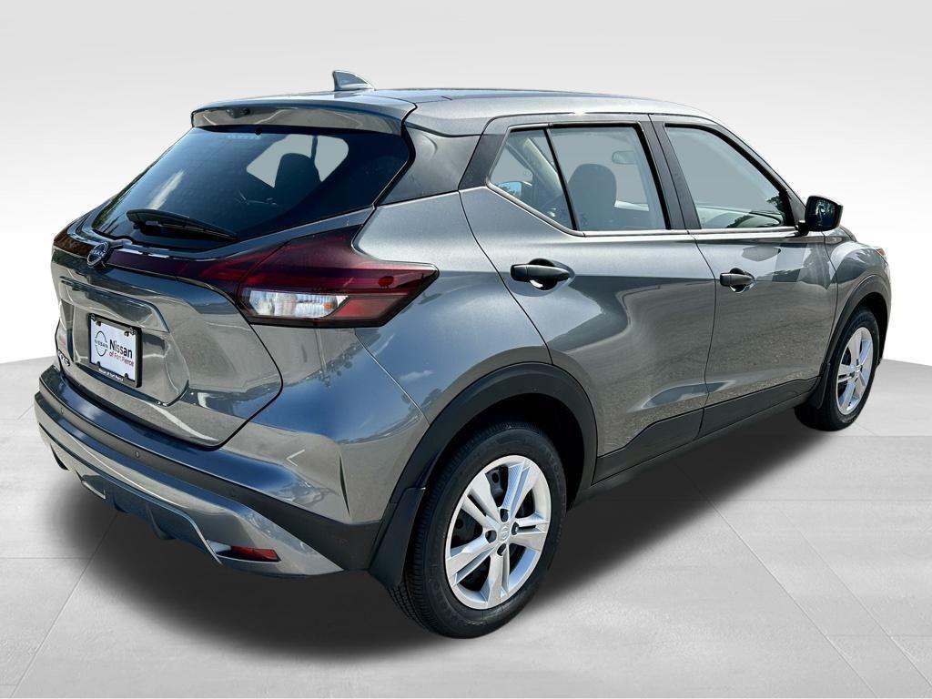 new 2025 Nissan Kicks car, priced at $21,663