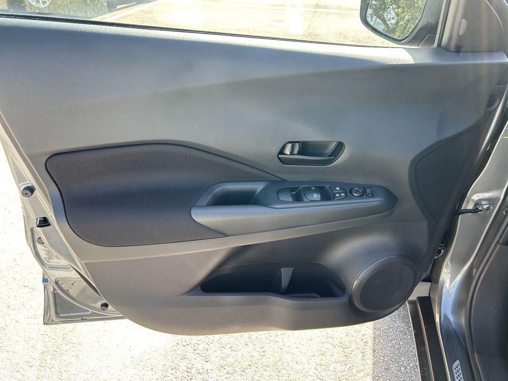 new 2025 Nissan Kicks car, priced at $21,663