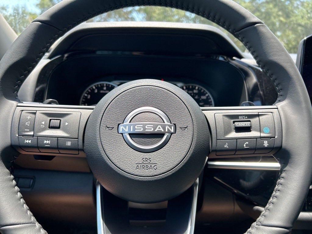 new 2025 Nissan Pathfinder car, priced at $38,934