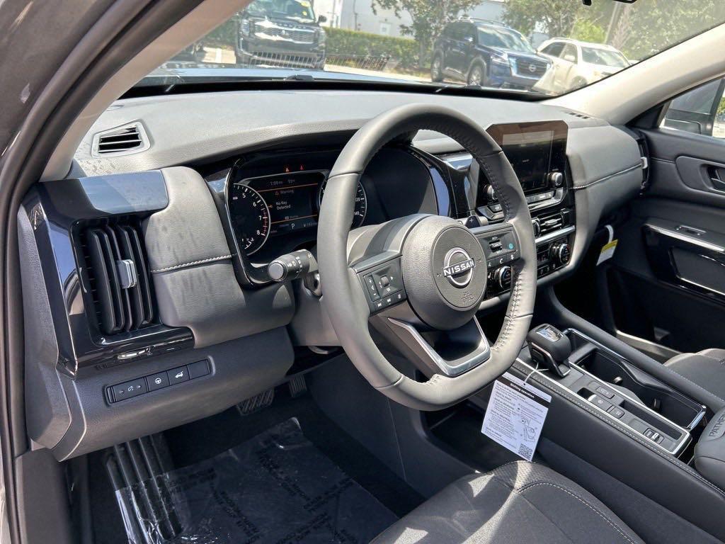 new 2025 Nissan Pathfinder car, priced at $38,934