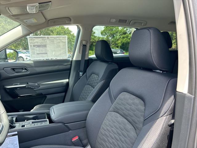 new 2025 Nissan Pathfinder car, priced at $38,934