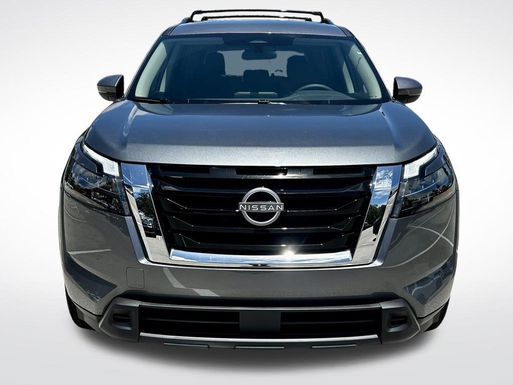 new 2025 Nissan Pathfinder car, priced at $38,934