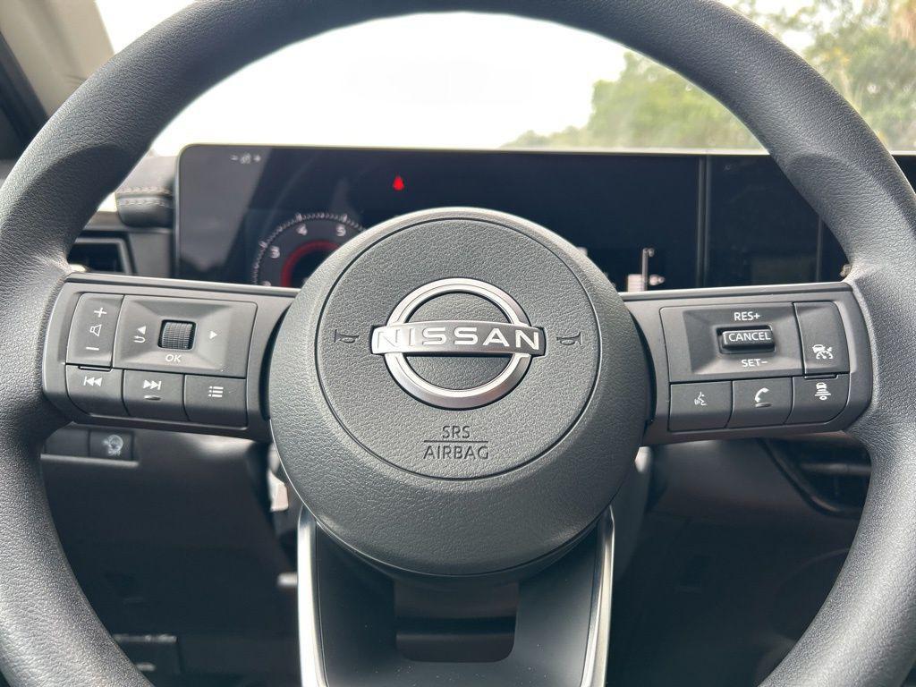 new 2025 Nissan Kicks car, priced at $25,079