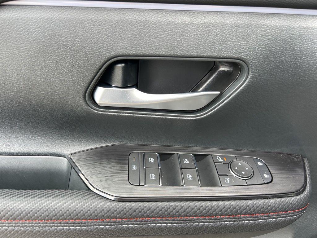 new 2025 Nissan Kicks car, priced at $25,374