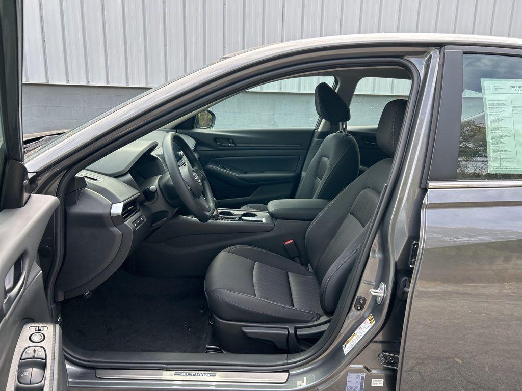 new 2025 Nissan Altima car, priced at $27,287
