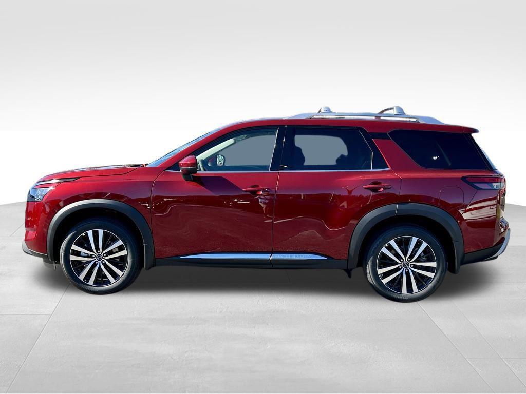 new 2025 Nissan Pathfinder car, priced at $48,318