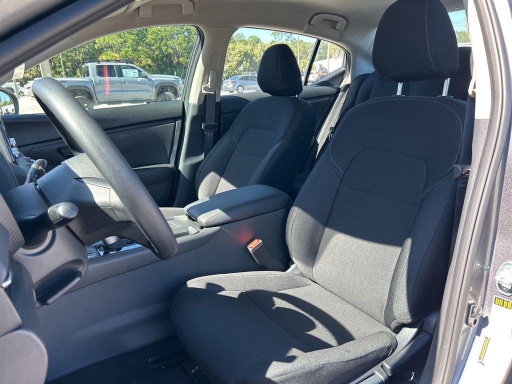 new 2025 Nissan Sentra car, priced at $21,657