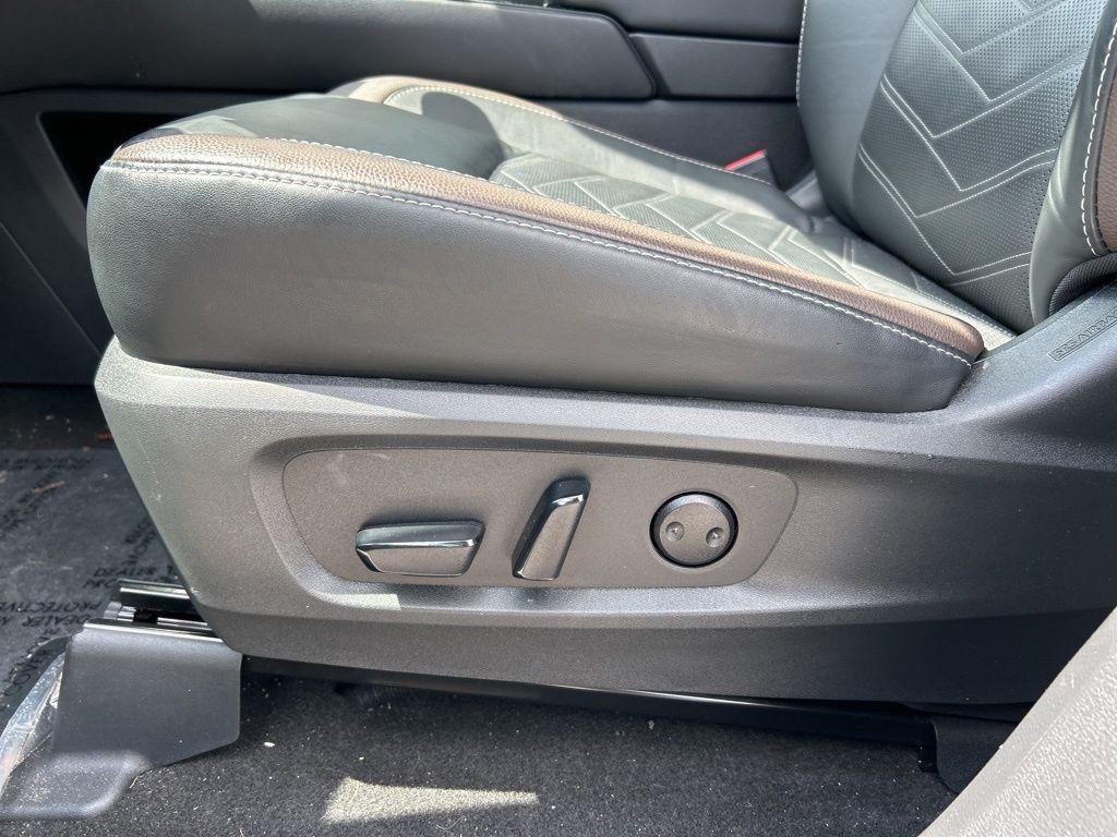 used 2024 Nissan Pathfinder car, priced at $38,778