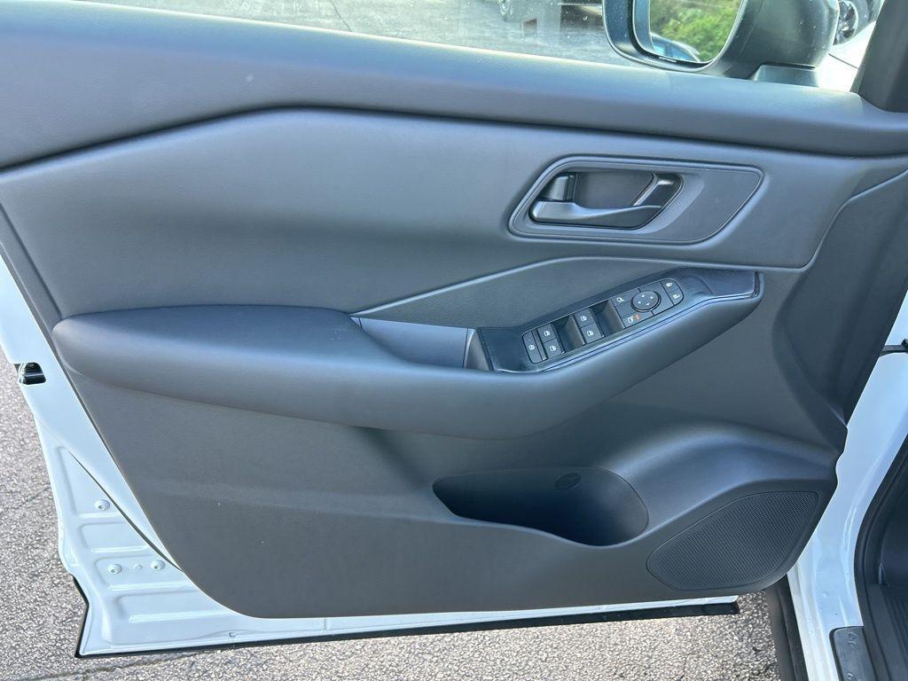 new 2025 Nissan Rogue car, priced at $28,746